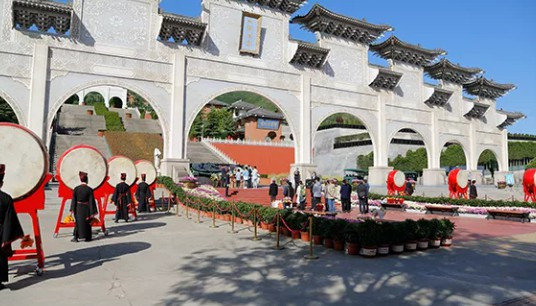 西安霸陵墓園玉蘭苑價(jià)位墓園價(jià)格-公墓價(jià)格一覽表